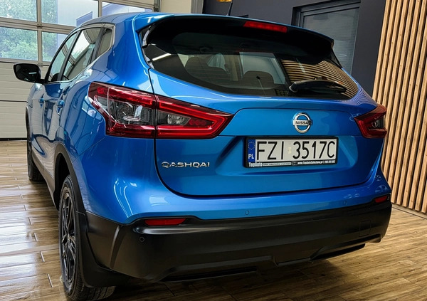 Nissan Qashqai cena 66900 przebieg: 58000, rok produkcji 2018 z Zator małe 781